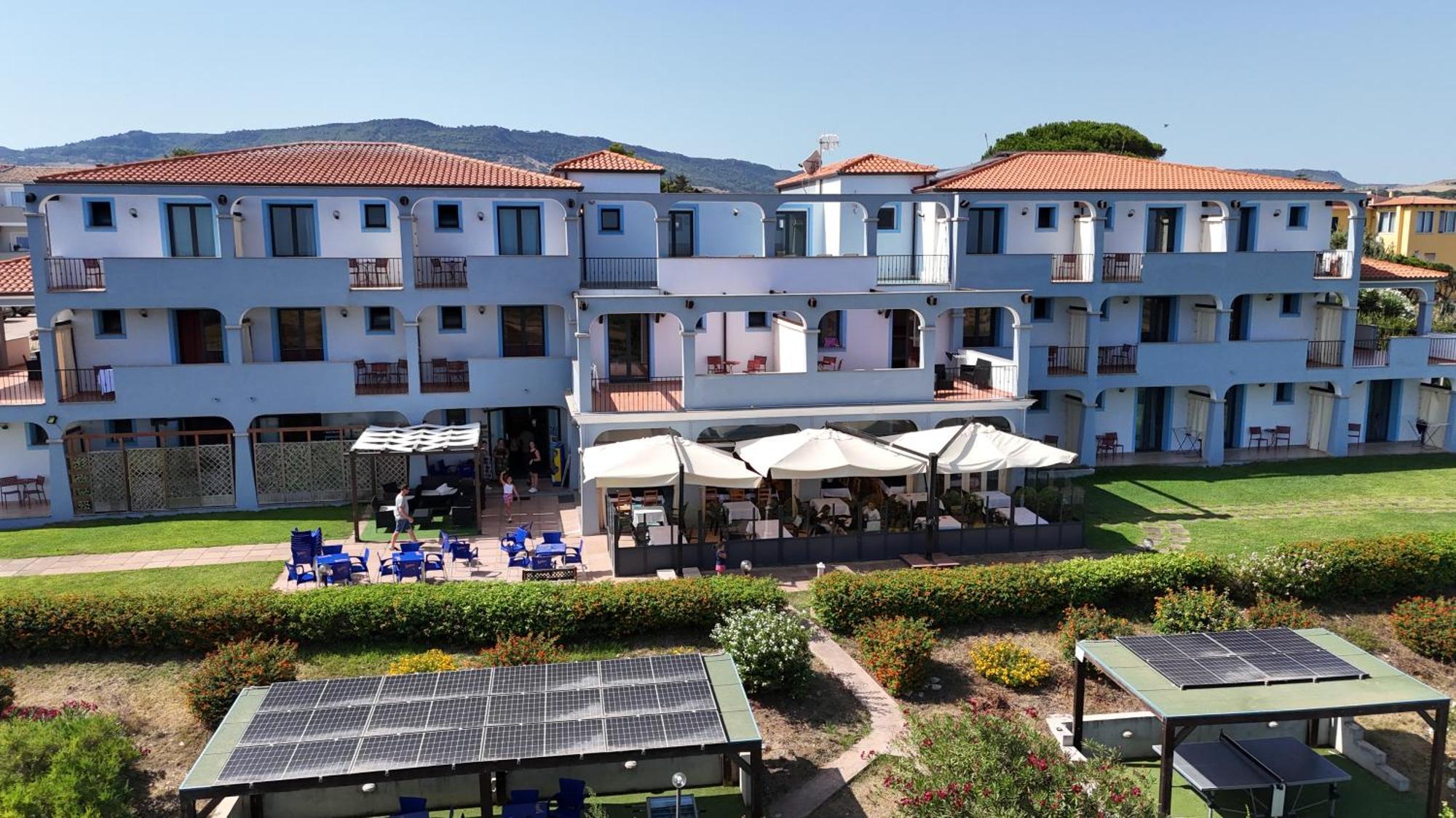 Abbaidda Hotel فاليدوريا المظهر الخارجي الصورة