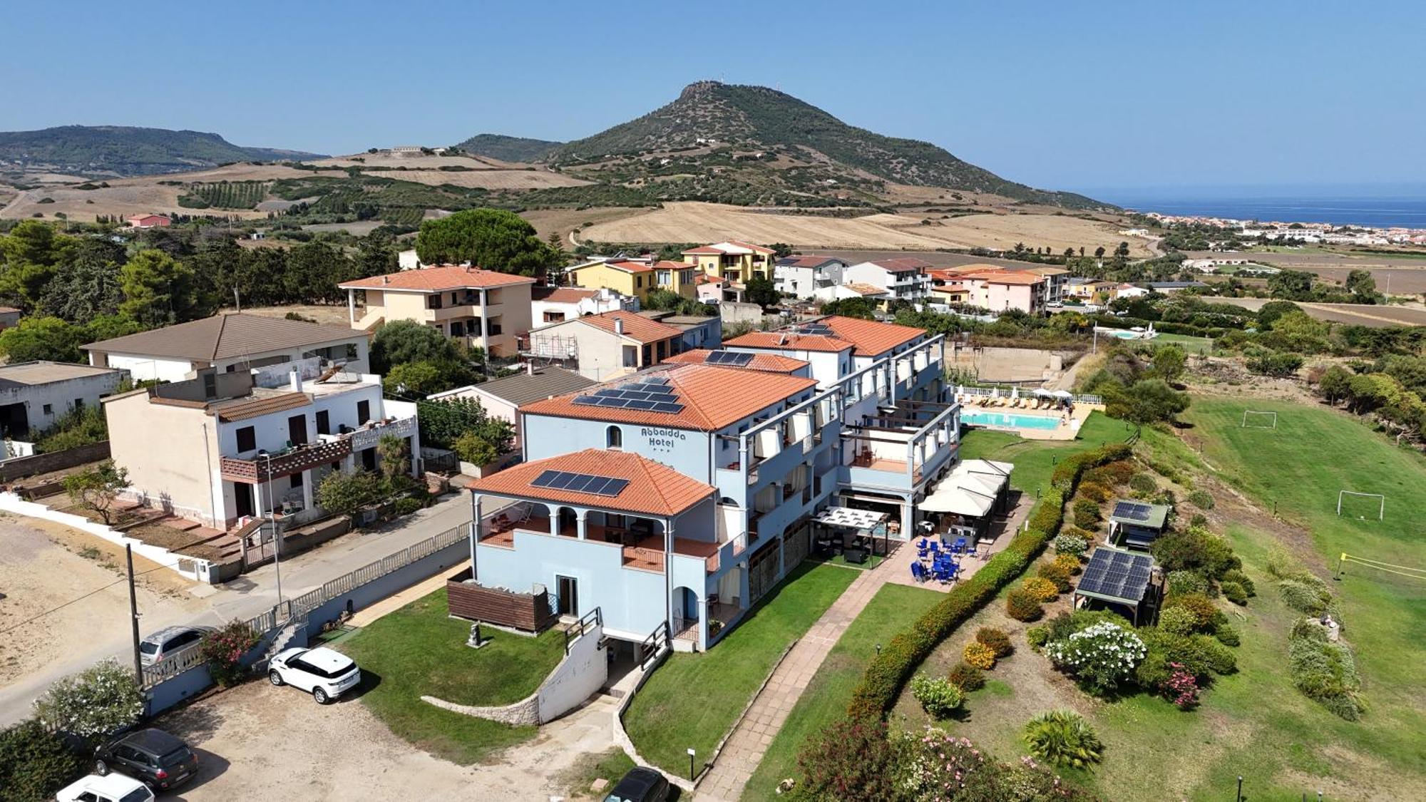 Abbaidda Hotel فاليدوريا المظهر الخارجي الصورة