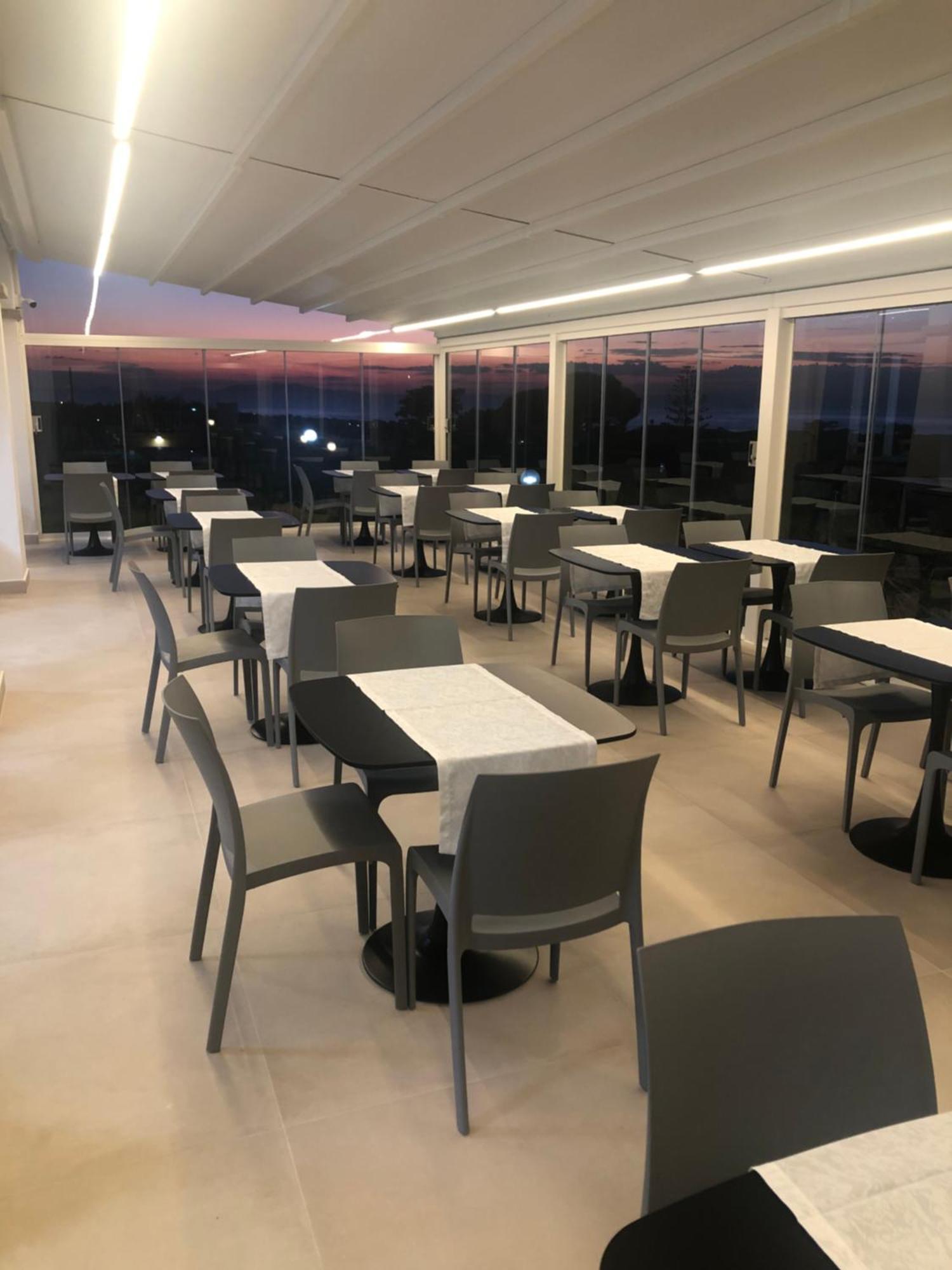 Abbaidda Hotel فاليدوريا المظهر الخارجي الصورة