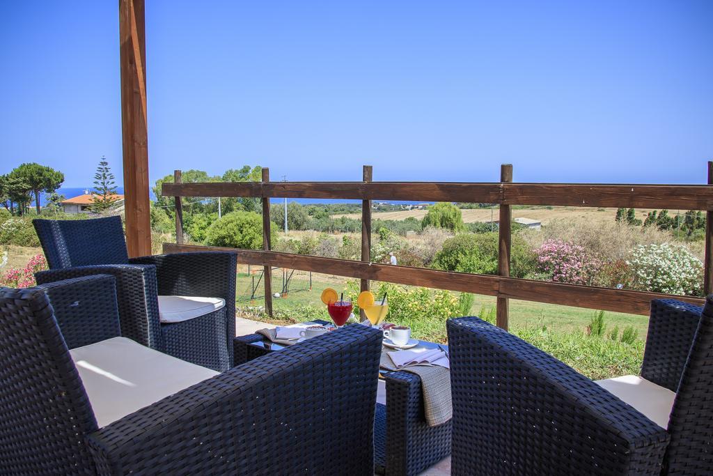 Abbaidda Hotel فاليدوريا المظهر الخارجي الصورة