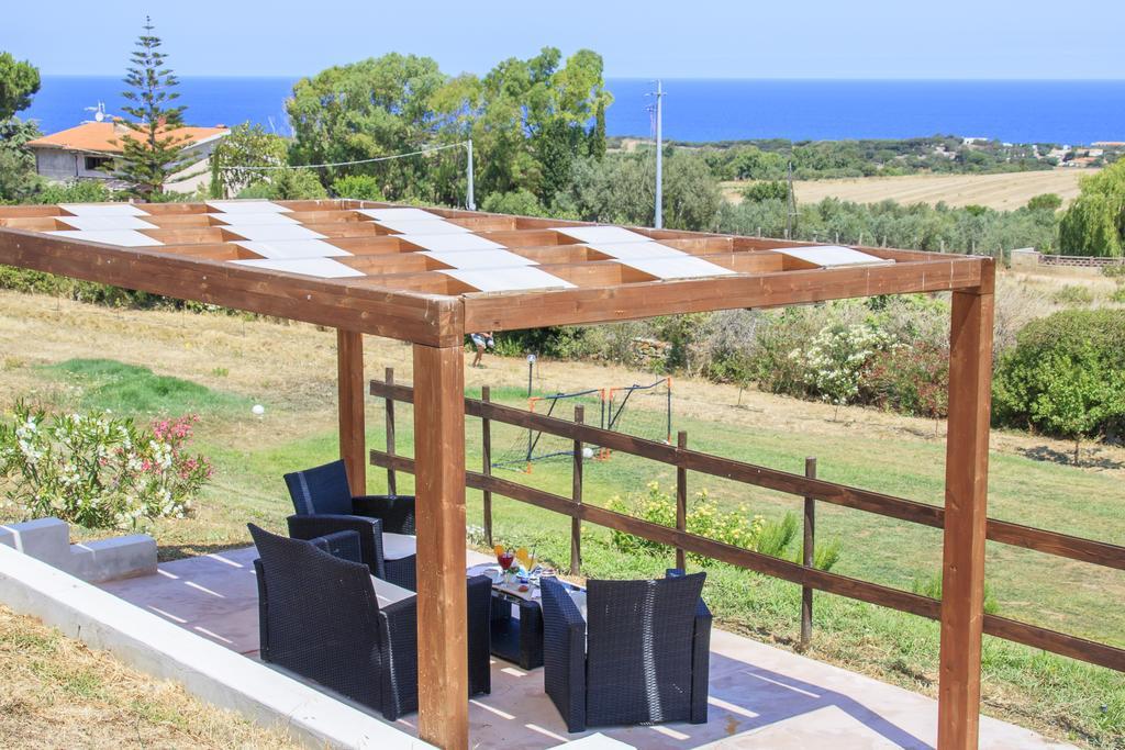 Abbaidda Hotel فاليدوريا المظهر الخارجي الصورة